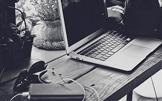 爱游戏平台-_篮网全队发力，继续领跑联盟_，篮网队伍